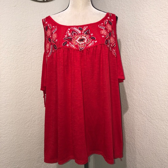 Cold shoulder embroidered top - Picture 2 of 5